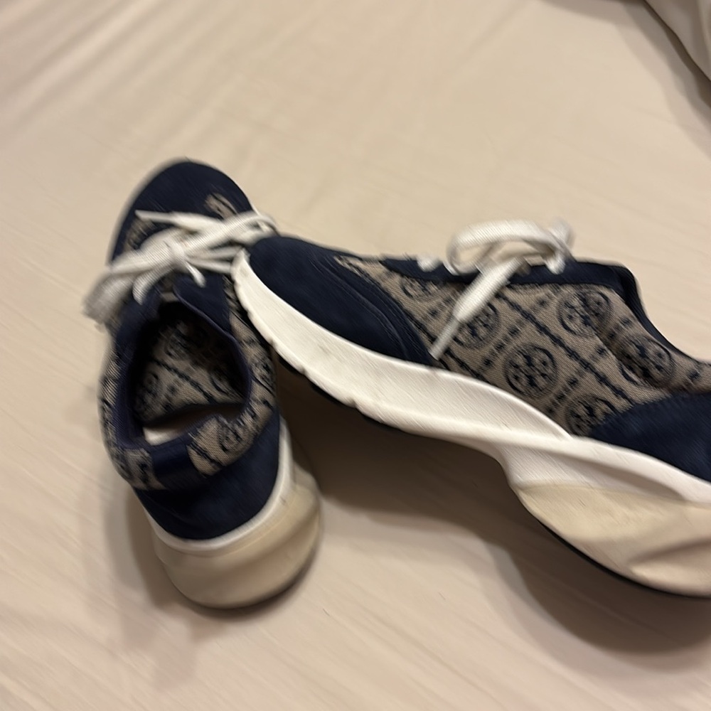 Tory Burch T Monogram Good Luck
Trainer Sneakers Navy and Whit - Picture 5 of 8